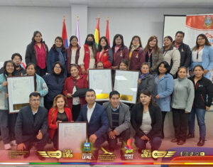 UNIDAD DE SALUD EL ALTO IMPULSA LA PROMOCIÓN DE LA LACTANCIA MATERNA CON LA ENTREGA DE PLAQUETAS DE ACREDITACIÓN IAMN