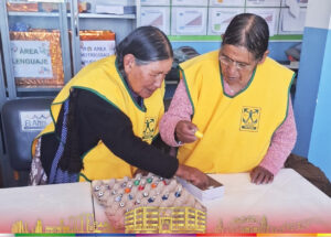 CENTRO DE SALUD SANTA ROSA FORTALECE EL CUIDADO INTEGRAL DE PERSONAS ADULTAS MAYORES